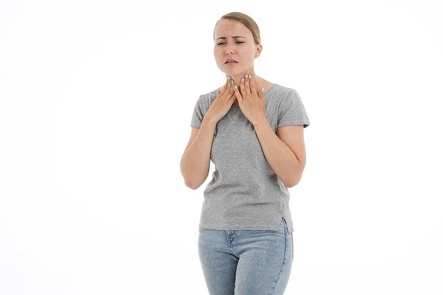 舒缓喉咙痛的5种快速方法